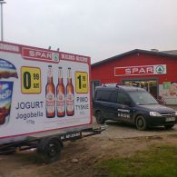 przyczepy-reklamowe (3).jpg