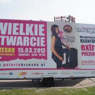 przyczepy-reklamowe (2).jpg